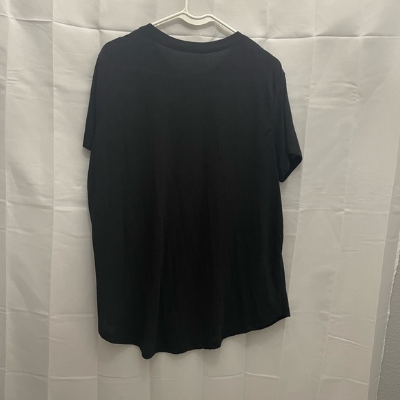 FRIENDS- Central Perk graphic T-shirt #48 - Picture 2 of 3